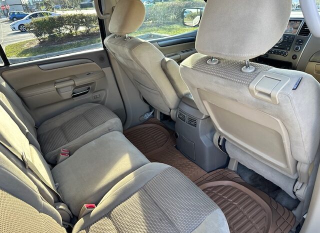 2012 Nissan Armada 3row seats full