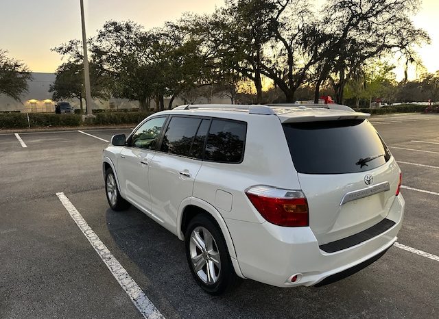 2010 Toyota highlander Limited, 3 Row Leather seats, ALL OPTIONS full