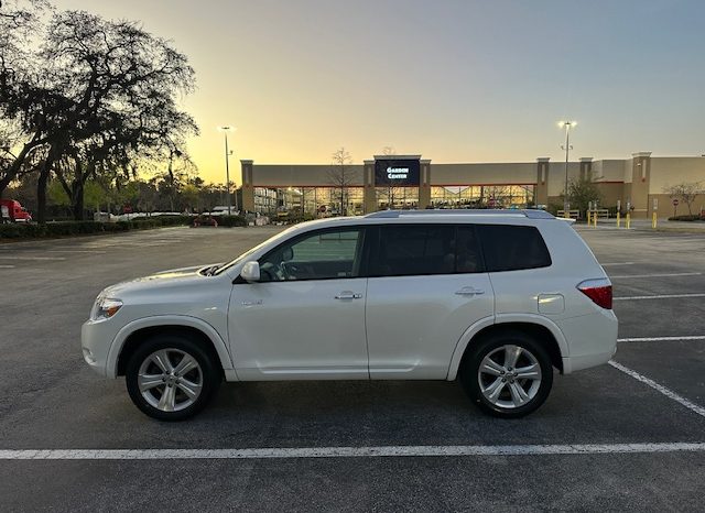 2010 Toyota highlander Limited, 3 Row Leather seats, ALL OPTIONS full