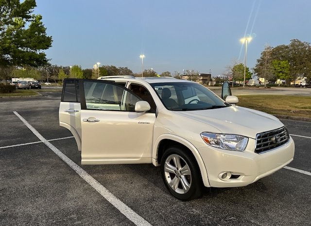 2010 Toyota highlander Limited, 3 Row Leather seats, ALL OPTIONS full