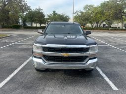 2016 Chevy Silverado 4×4 V8 4door 6 passenger full