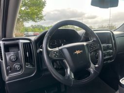 2016 Chevy Silverado 4×4 V8 4door 6 passenger full