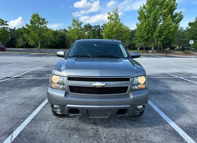 2009 Chevy Suburban 3row leather seats V8 5.3 full