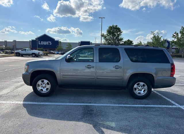 2009 Chevy Suburban 3row leather seats V8 5.3 full