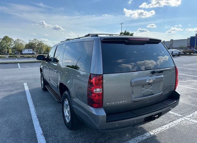 2009 Chevy Suburban 3row leather seats V8 5.3 full