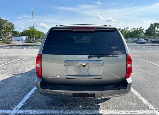 2009 Chevy Suburban 3row leather seats V8 5.3 full