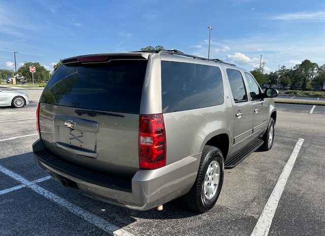 2009 Chevy Suburban 3row leather seats V8 5.3 full