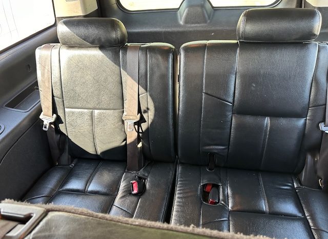 2009 Chevy Suburban 3row leather seats V8 5.3 full