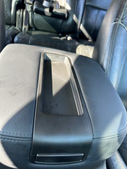 2009 Chevy Suburban 3row leather seats V8 5.3 full