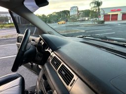 2007 Chevy Avalanche-Beautiful Black on Black leather Seats full