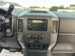 2007 Nissan Titan 4 door, V8 6 passenger-Beautiful Condition full