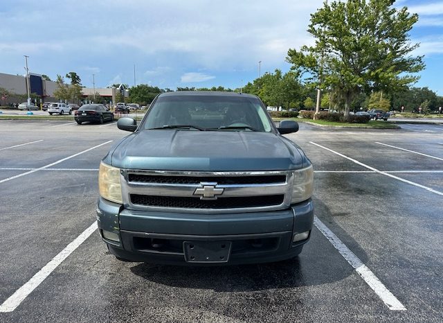 2007 Chevy Silverado 4×4 -Z71- 4door _8 Ft. bed full