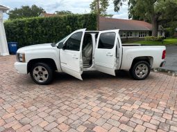 2011 chevy Silverado LTZ 4door full