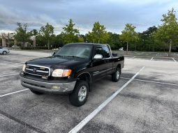 002 Toyota tundra great condition 4door full