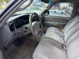 002 Toyota tundra great condition 4door full