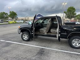 002 Toyota tundra great condition 4door full