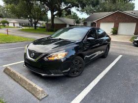 2017 Nissan sentra great shape