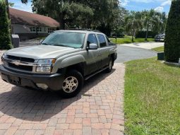 2004 chevy avalanche low mileage full