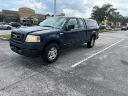 2005 ford F150 – 4 Door-6 passenger V8 full