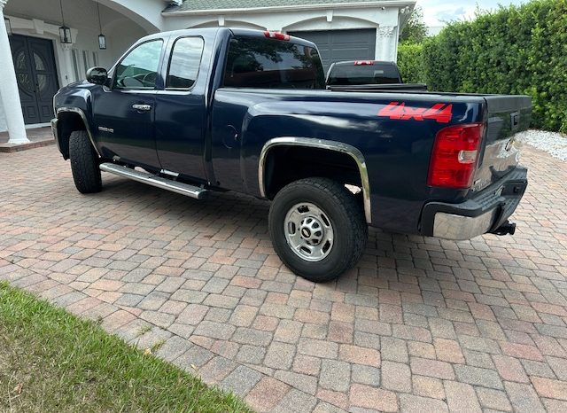 2012 Chevy Silverado 2500 4×4 V8-6.0-4door full