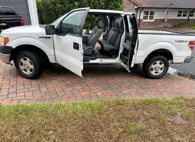 2012 ford f150 4×4, 4door -6 Passanger-V8 5.0 full