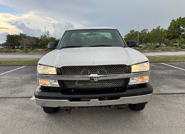 2004 Chevy silverado 2500 Very Powerful work truck full