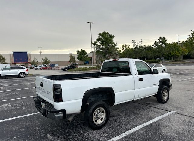 2004 Chevy silverado 2500 Very Powerful work truck full