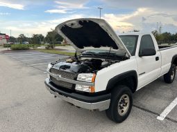 2004 Chevy silverado 2500 Very Powerful work truck full