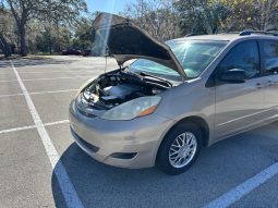 2007 Toyota Sienna 3 Row seats 7passenger full