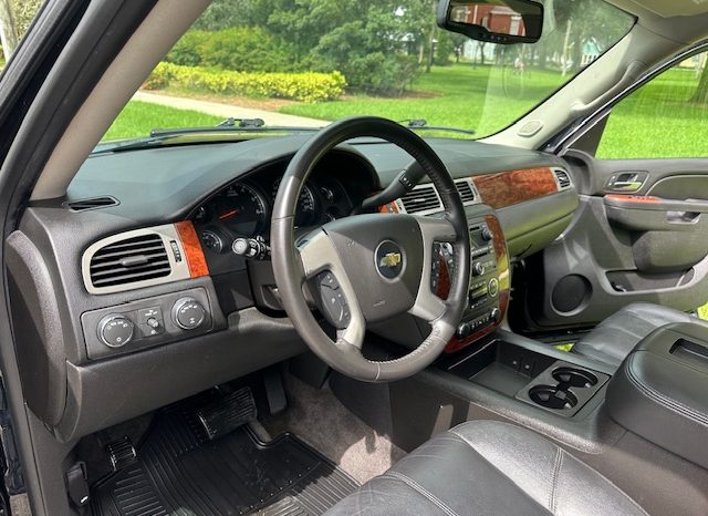 2014 chevy suburban full