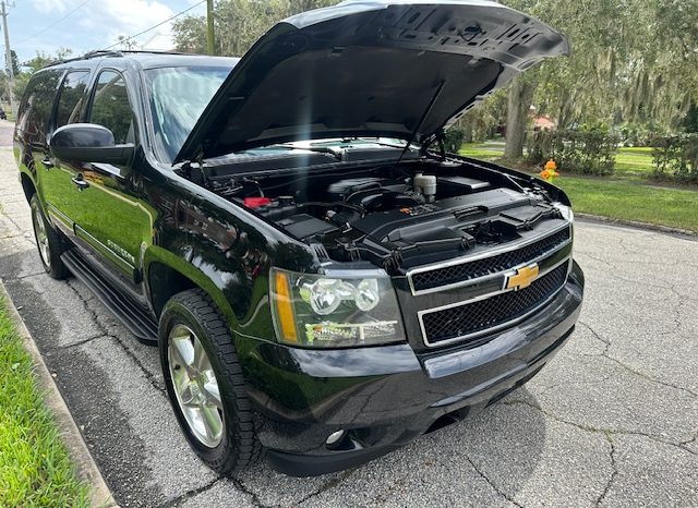 2014 chevy suburban full