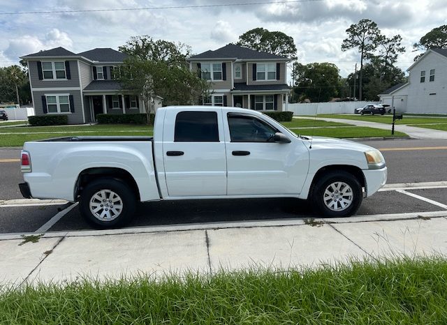 2006 Mitsubishi RAIDER LS full