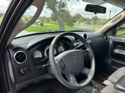 2006 Mitsubishi RAIDER LS full