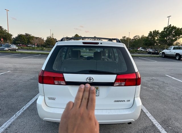 2004 Toyota sienna low mileage full