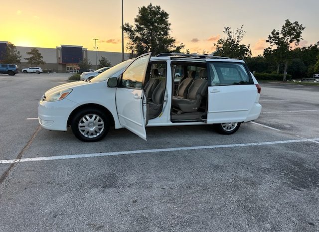 2004 Toyota sienna low mileage full