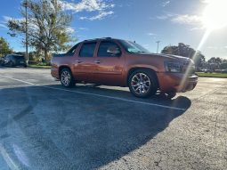 2007 Chevy Avalanche-Beautiful full