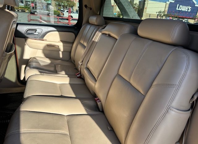 2007 Chevy Avalanche-Beautiful full