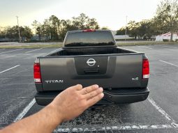 2007 Nissan Titan 4 door, V8 6 passenger full