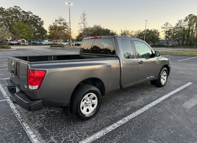 2007 Nissan Titan 4 door, V8 6 passenger full