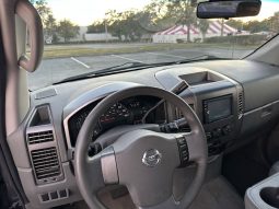 2007 Nissan Titan 4 door, V8 6 passenger full