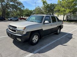 2004 chevy avalanche 5.3( low mileage ) full