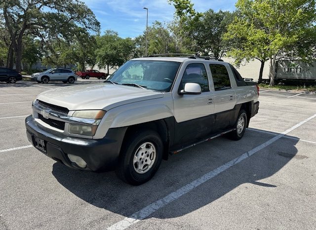 2004 chevy avalanche 5.3( low mileage ) full