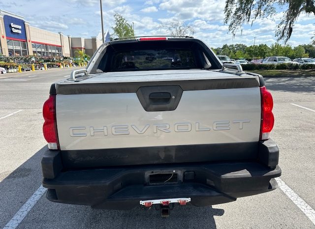 2004 chevy avalanche 5.3( low mileage ) full