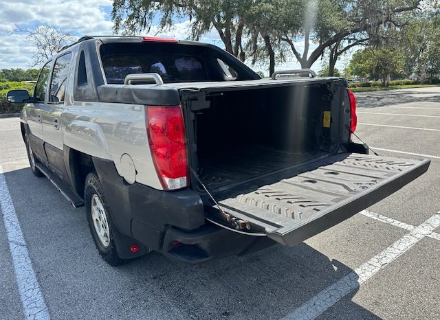 2004 chevy avalanche 5.3( low mileage ) full