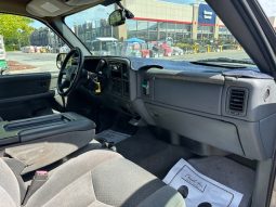 2004 chevy avalanche 5.3( low mileage ) full