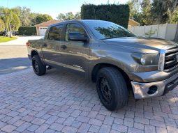 2011 Toyota Tundra Crewmax -V8 full