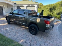 2011 Toyota Tundra Crewmax -V8 full