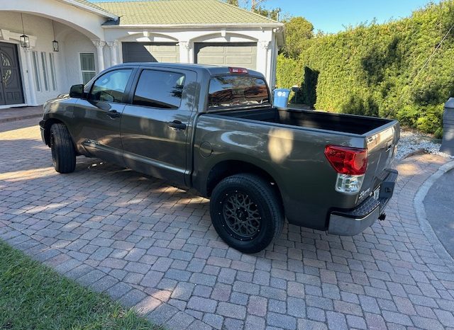 2011 Toyota Tundra Crewmax -V8 full