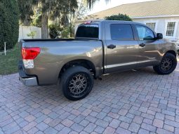 2011 Toyota Tundra Crewmax -V8 full