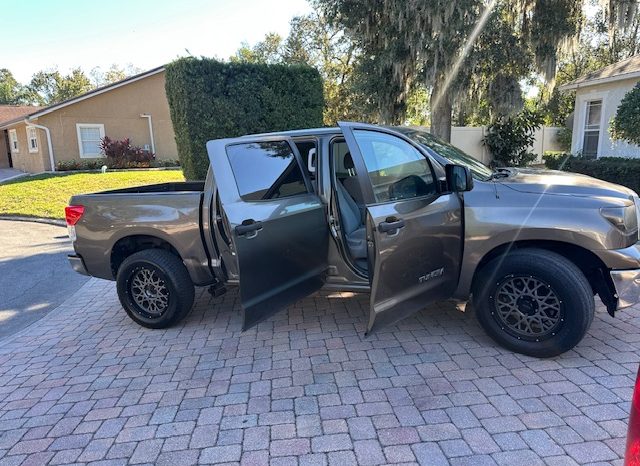 2011 Toyota Tundra Crewmax -V8 full